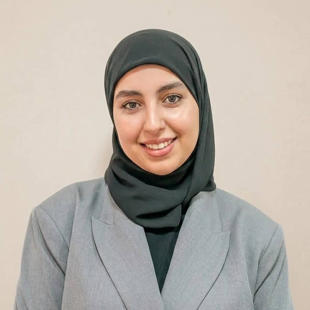 Aya Ahansal, Design and Social Media